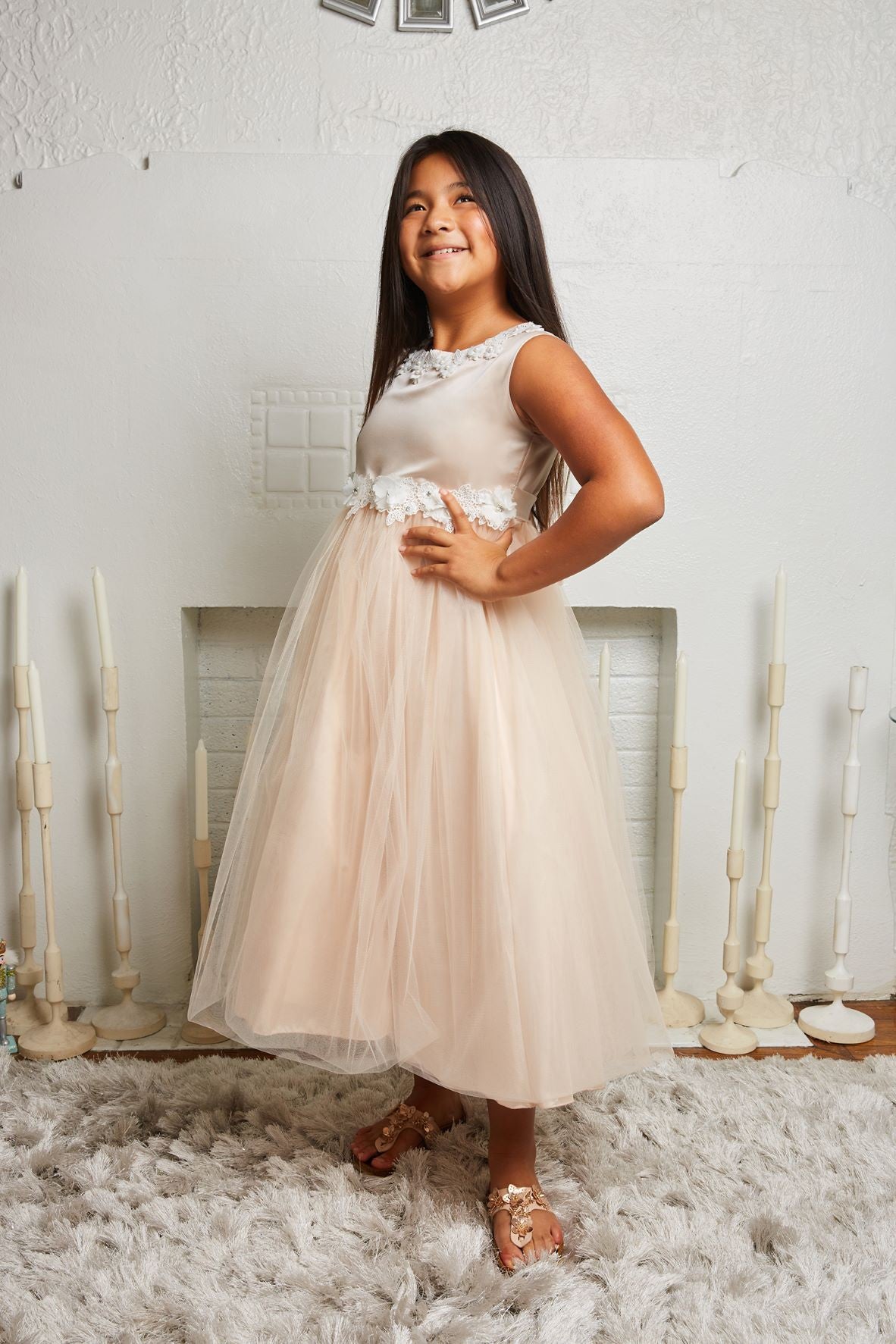 Luxurious Flora Trim Girls Dress, formal girls dress for, birthday, wedding and First Communions. Shop for girls dresses & frocks Canada, greater Toronto area.