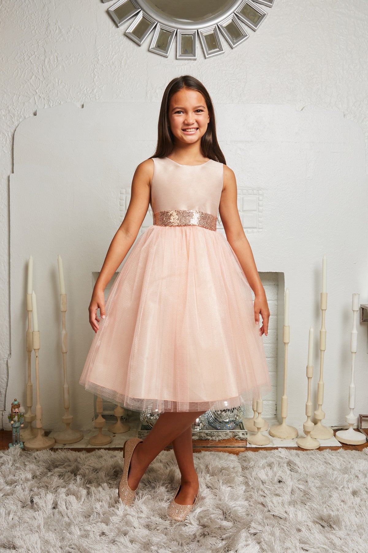 Sequined V Back Bow Girls Fancy Party Dress. Shop plus size fancy formal girls dresses and frock Canada, greater Toronto area Mississauga, Brampton Oakville ON.