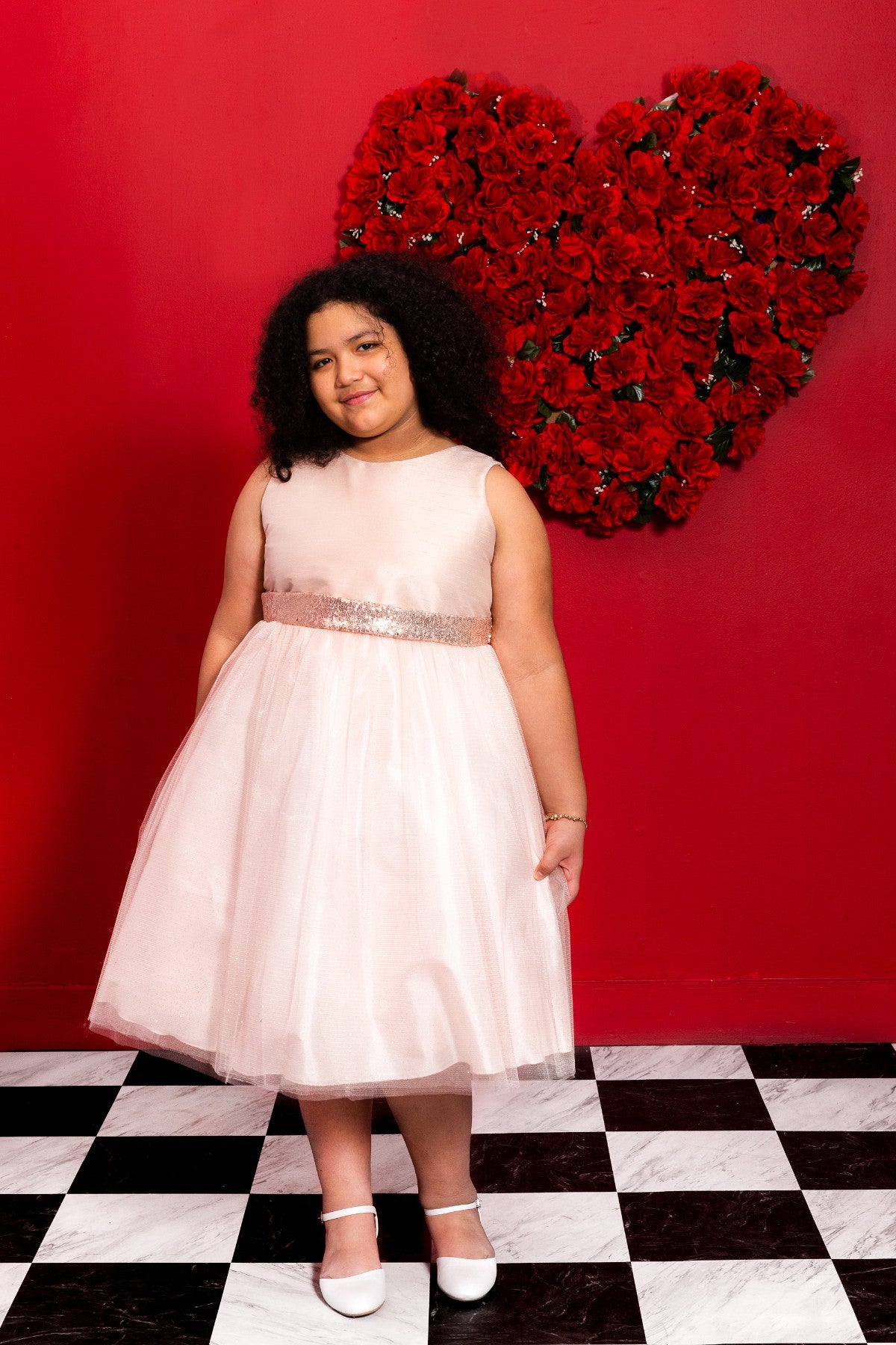 Sequined V Back Bow Girls Fancy Party Dress. Shop plus size fancy formal girls dresses and frock Canada, greater Toronto area Mississauga, Brampton Oakville ON.