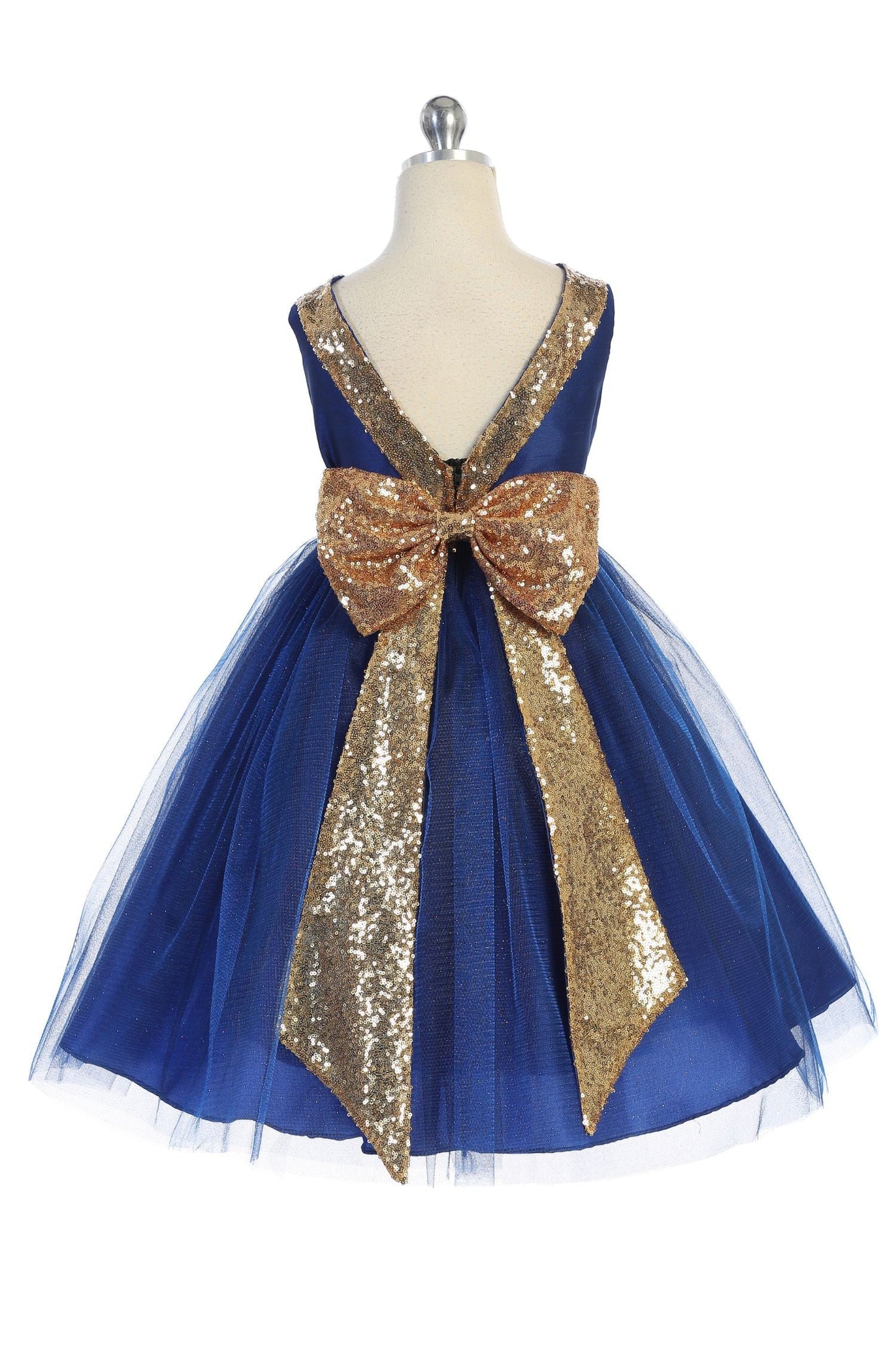 Sequined V Back Bow Girls Plus Size Fancy Party Dress. Shop Canada for plus size girls fancy dresses, girls formal dress and frocks greater Toronto area Canada.