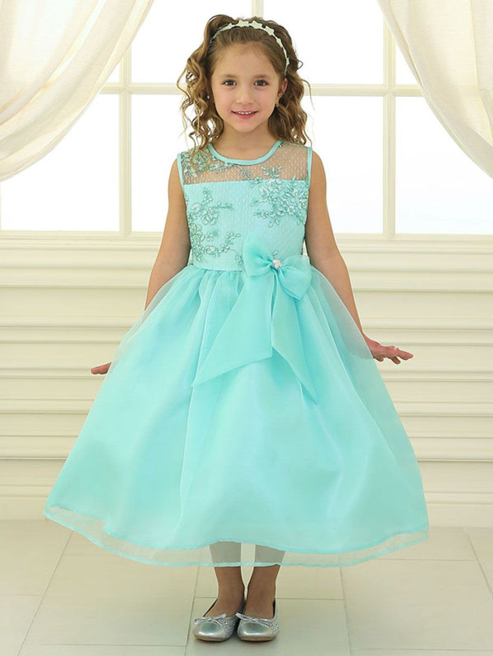 Fancy Extravagant Bow First Communion Girls Dress White Ivory Canada